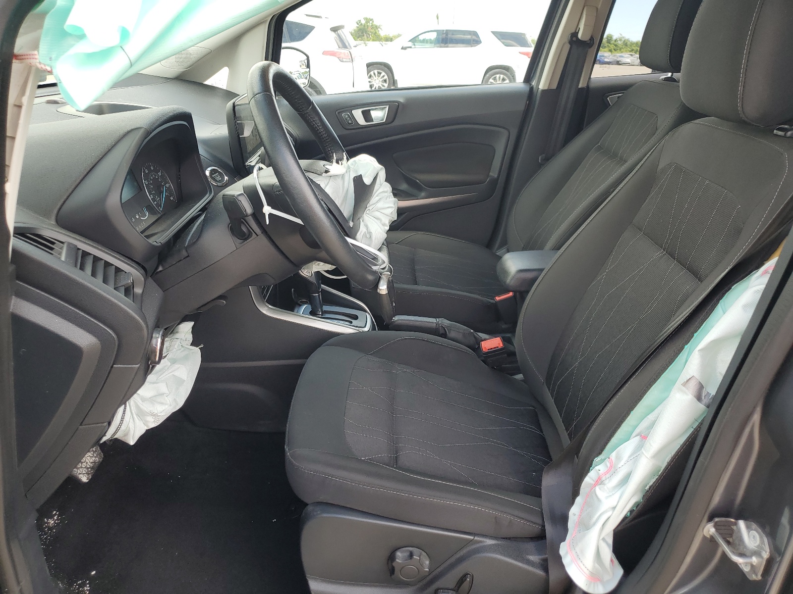 MAJ3P1TE4JC192857 2018 Ford Ecosport Se