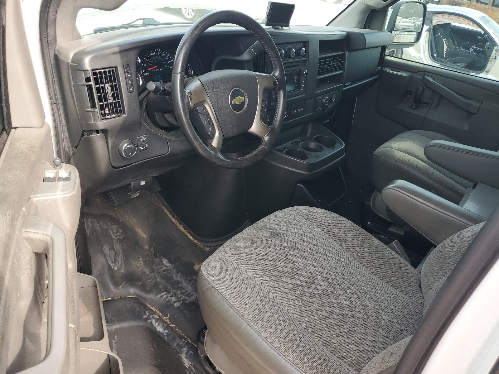 1GCZGHFG4G1133113 2016 Chevrolet Express G3500