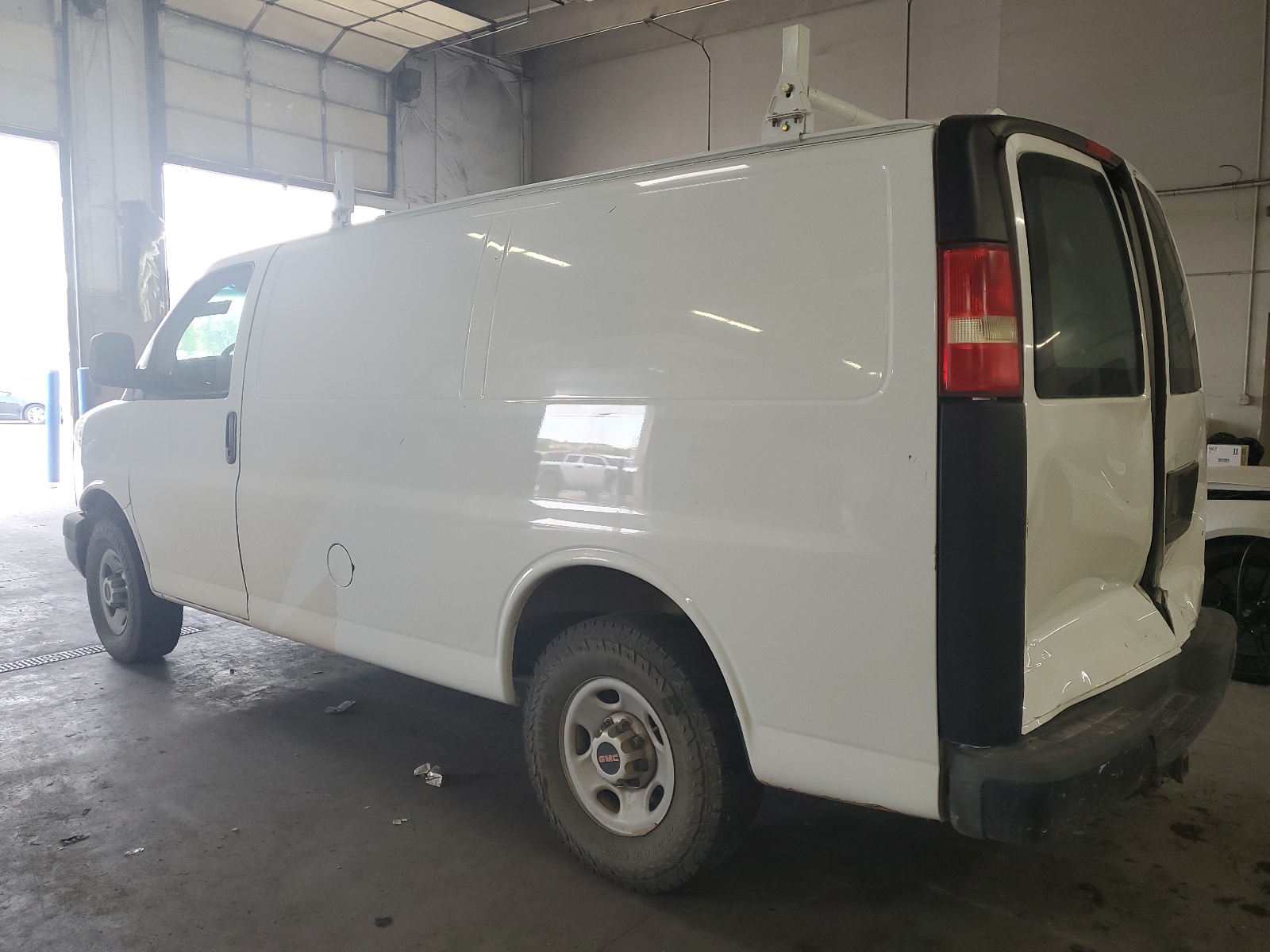 1GTW7FCG4B1115621 2011 GMC Savana G2500