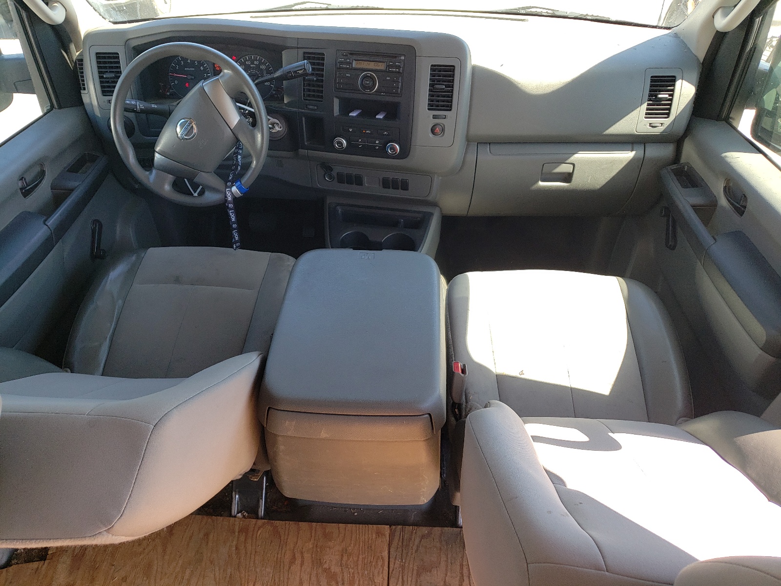 1N6BF0KY1CN103605 2012 Nissan Nv 1500