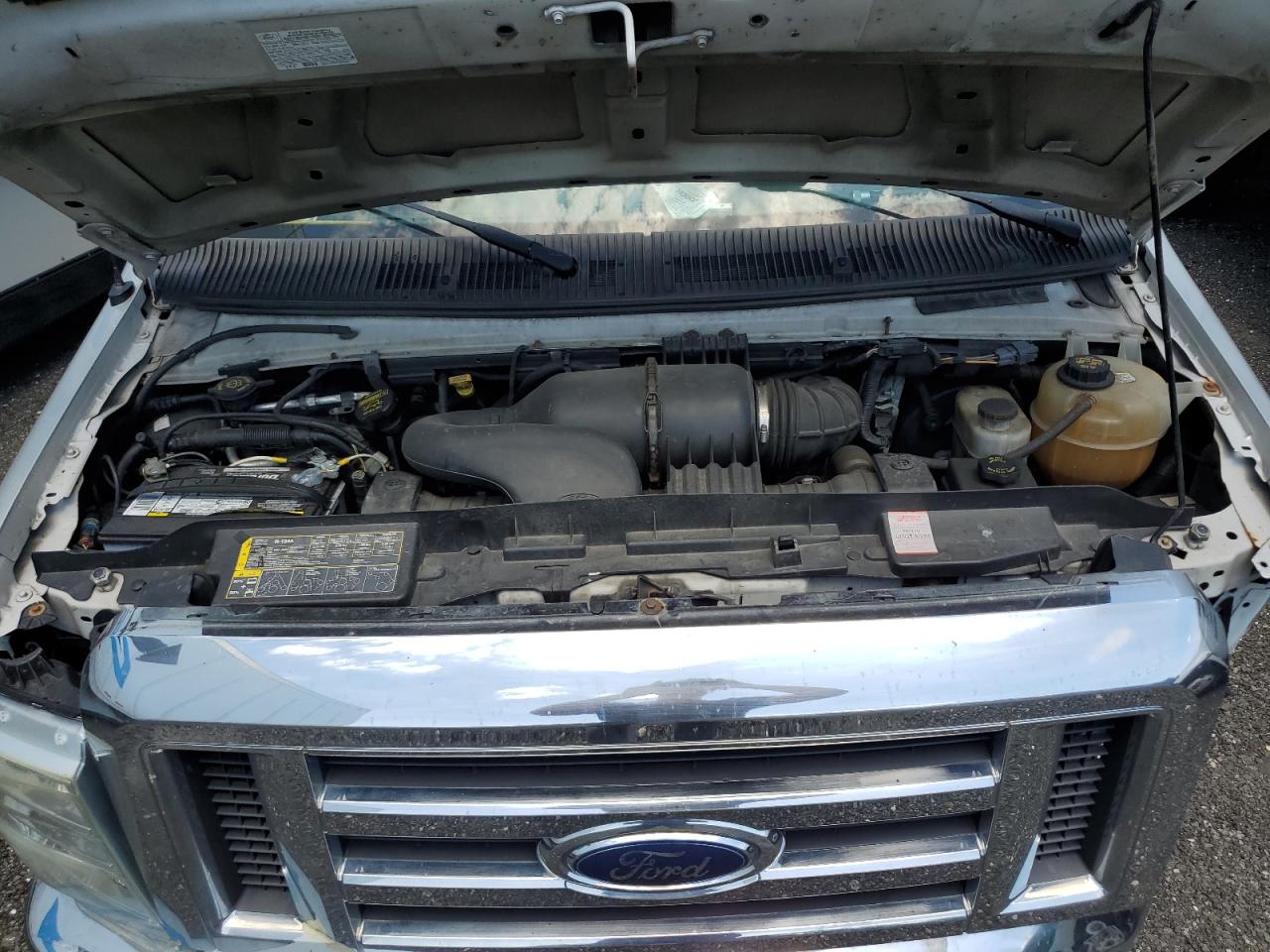 2009 Ford Econoline E350 Super Duty Cutaway Van VIN: 1FDSE35L09DA59517 Lot: 59662574