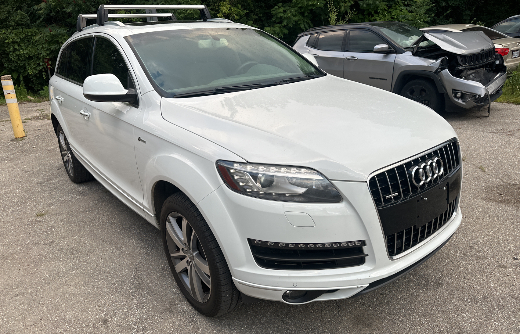 2014 Audi Q7 Premium Plus vin: WA1LGAFE6ED015226