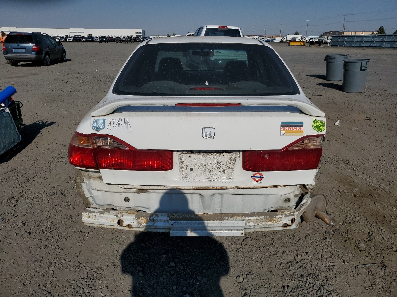 1HGCG5645YA036709 2000 Honda Accord Lx