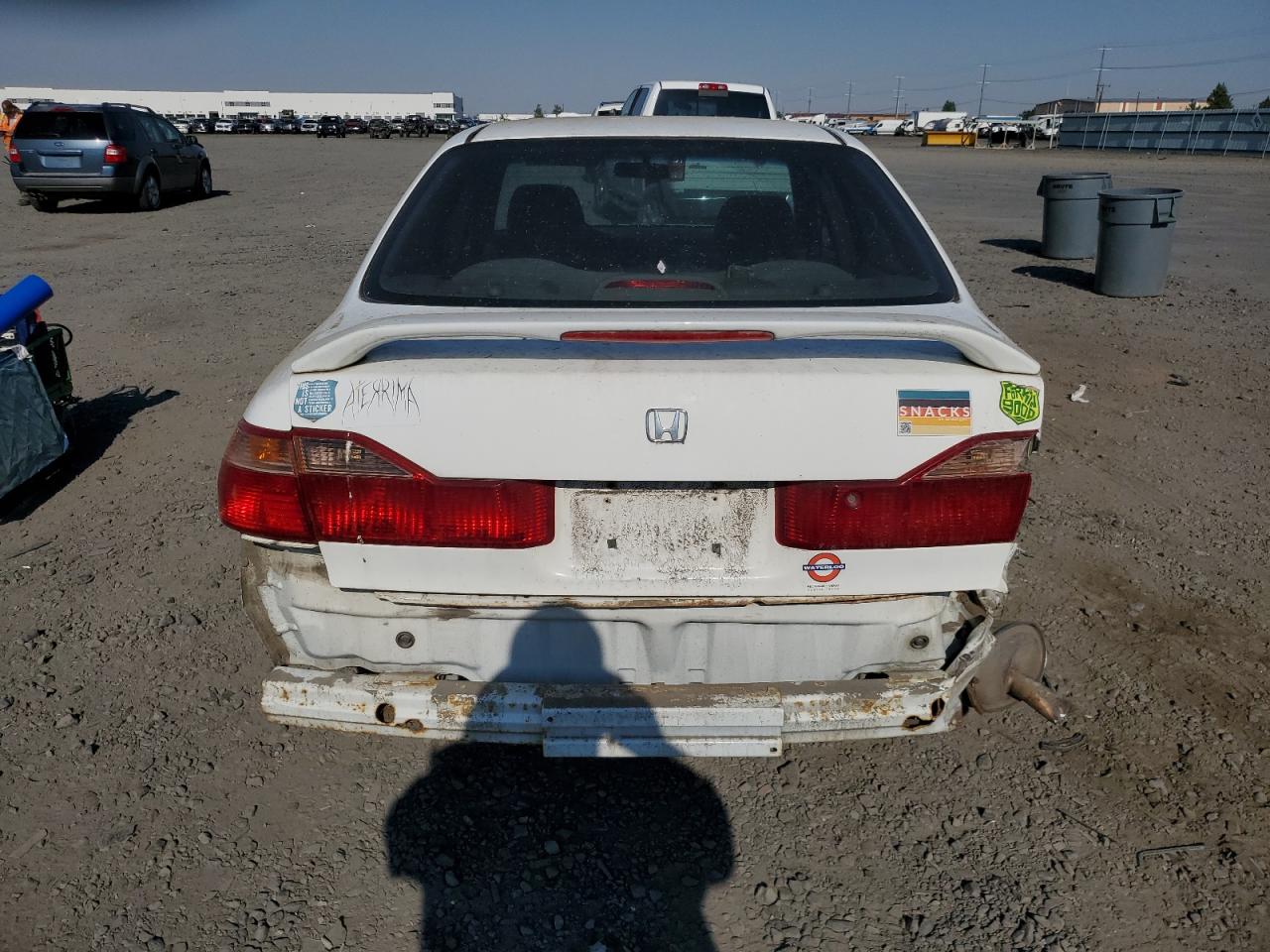 2000 Honda Accord Lx VIN: 1HGCG5645YA036709 Lot: 61944274