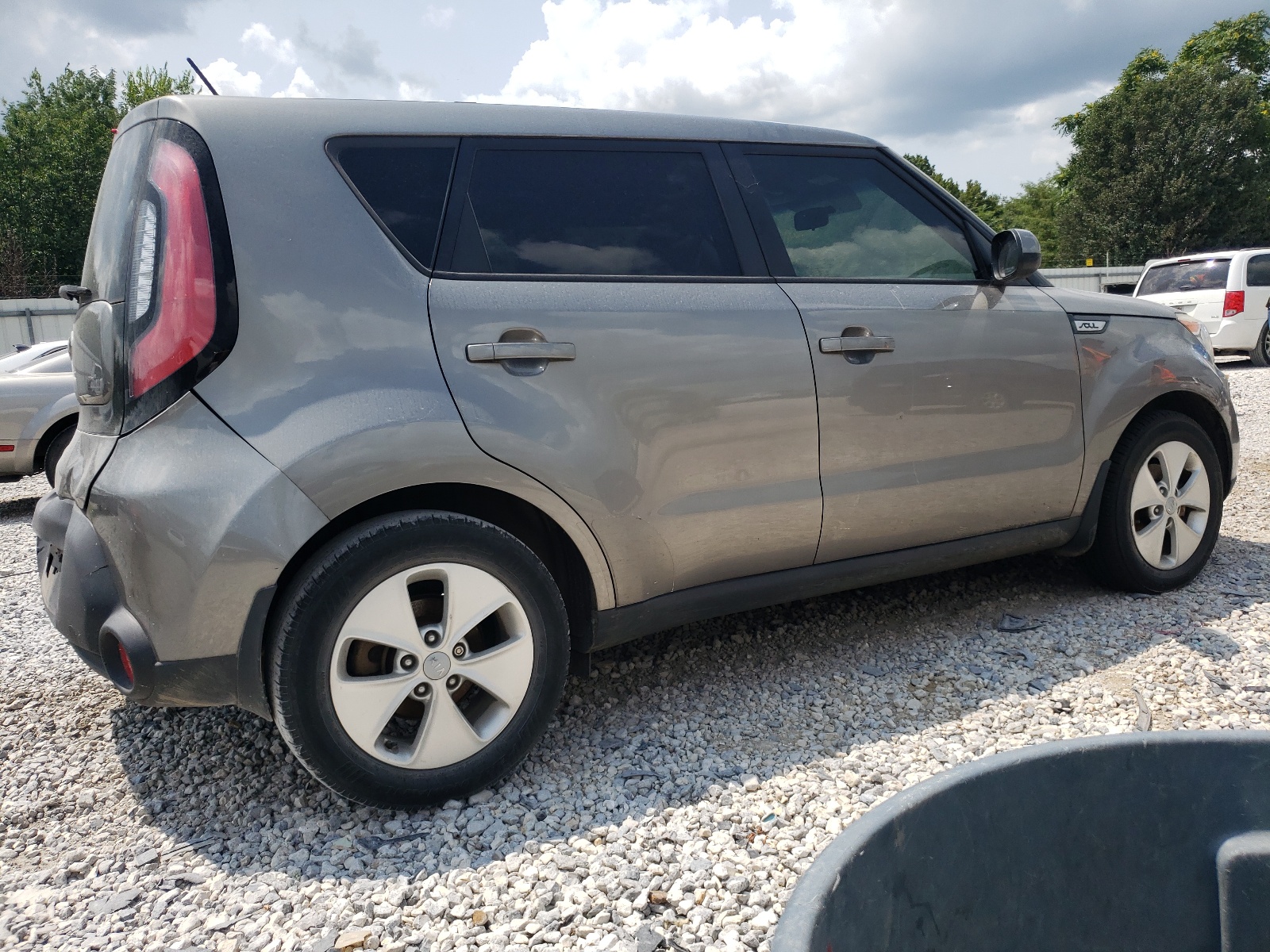 2016 Kia Soul vin: KNDJN2A27G7245266