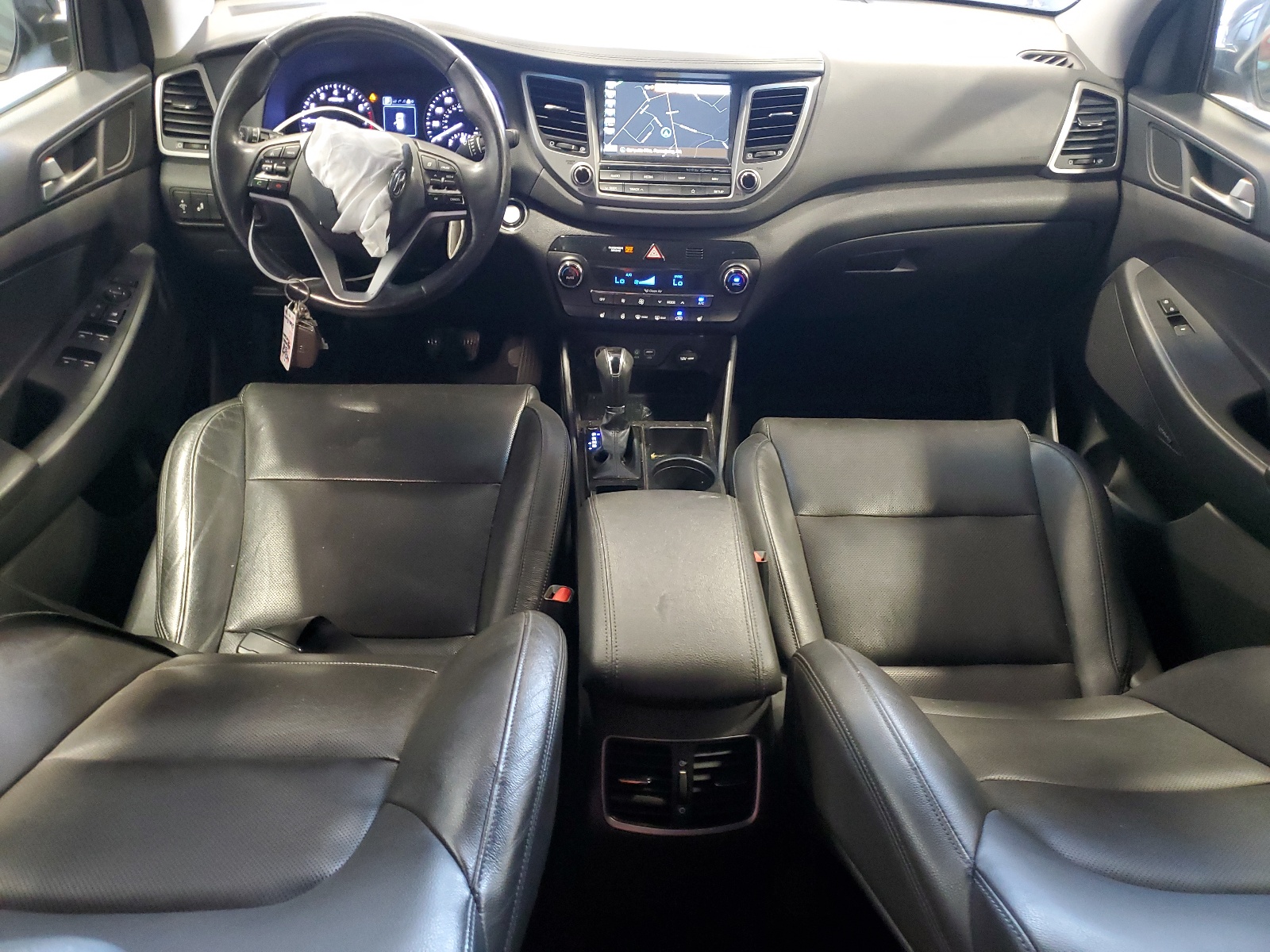 KM8J33A2XJU821223 2018 Hyundai Tucson Value