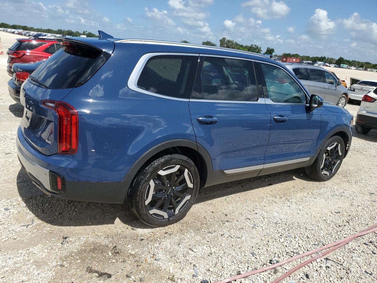 2023 Kia Telluride S VIN: 5XYP6DGC6PG345462 Lot: 61540364
