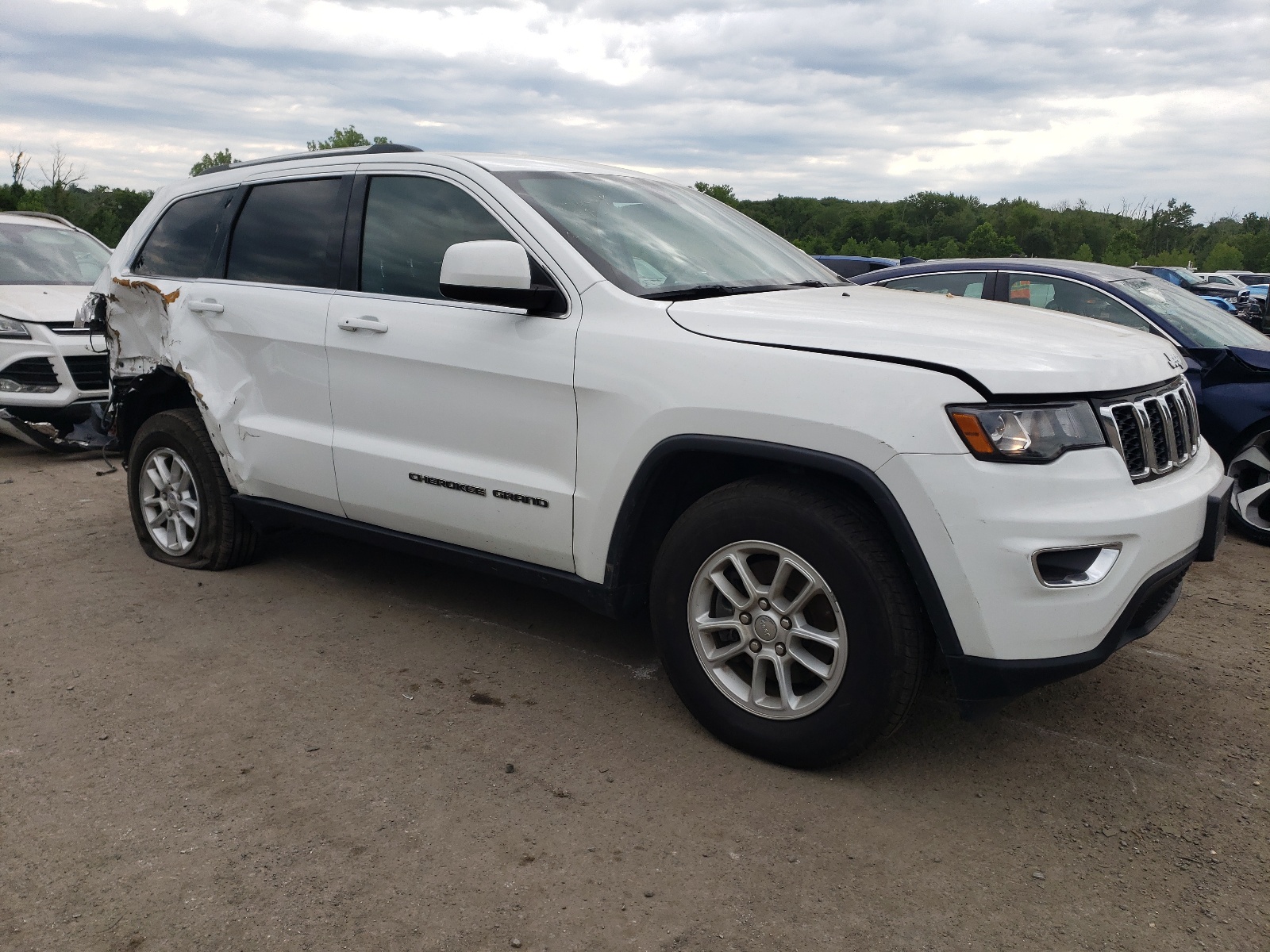 1C4RJFAG1KC791790 2019 Jeep Grand Cherokee Laredo