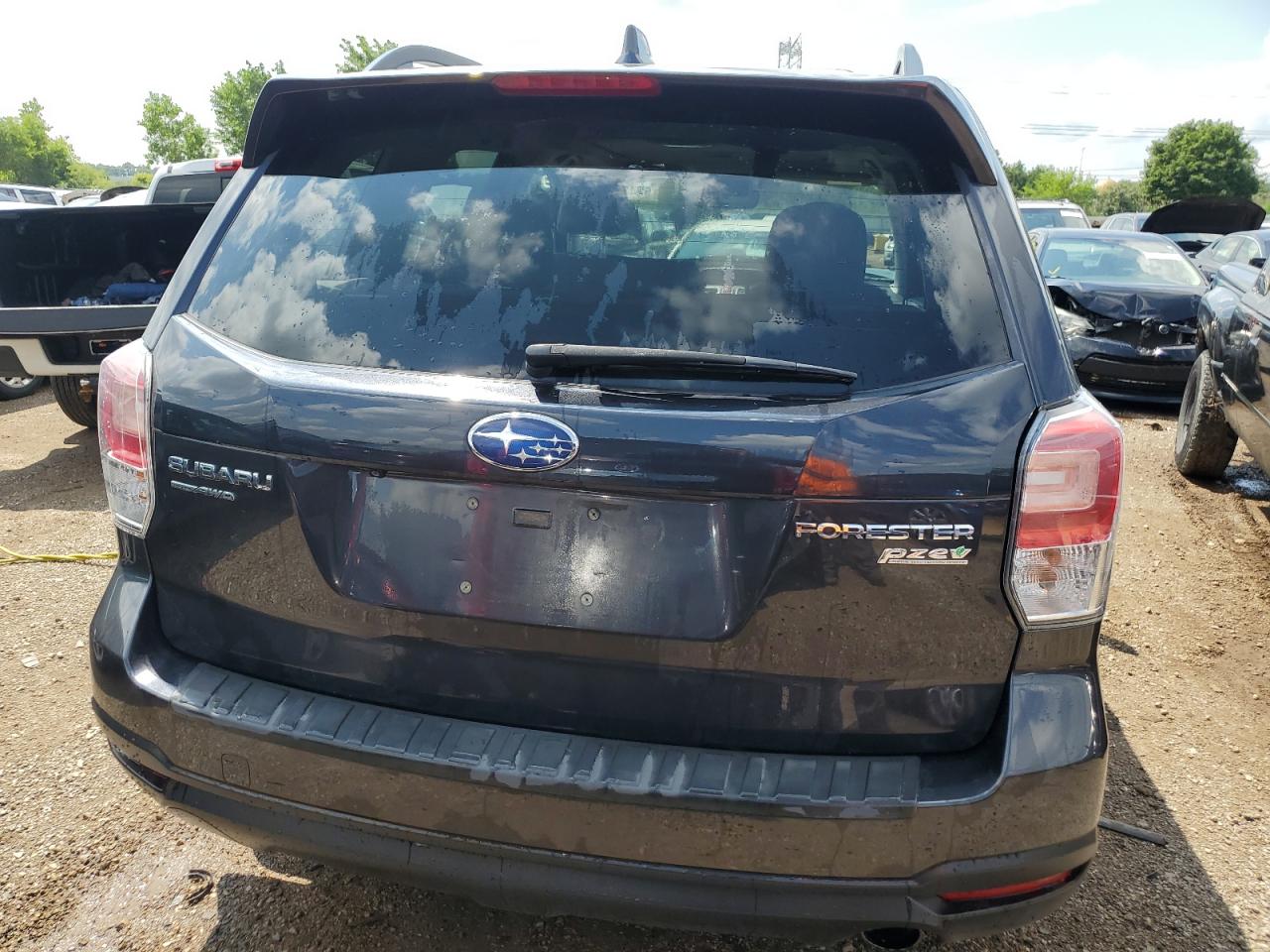 2017 Subaru Forester 2.5I Limited VIN: JF2SJAJCXHH407584 Lot: 62435434