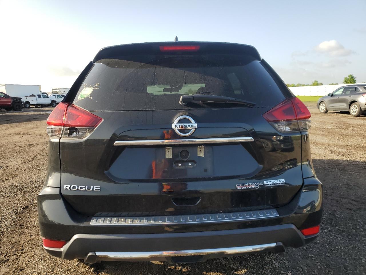 2019 Nissan Rogue S VIN: 5N1AT2MT1KC807538 Lot: 65420734