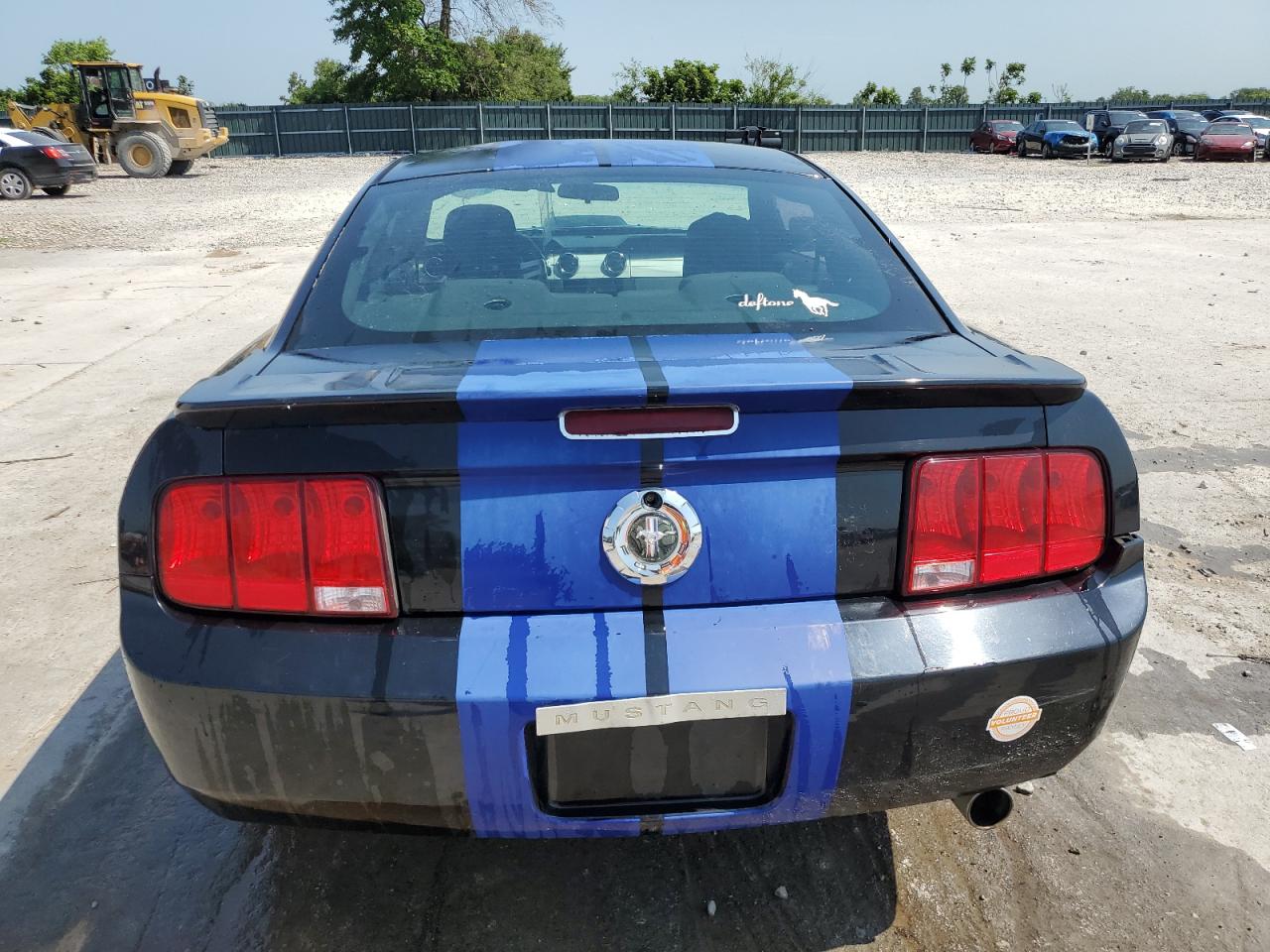 2007 Ford Mustang VIN: 1ZVHT80N075279383 Lot: 62864254