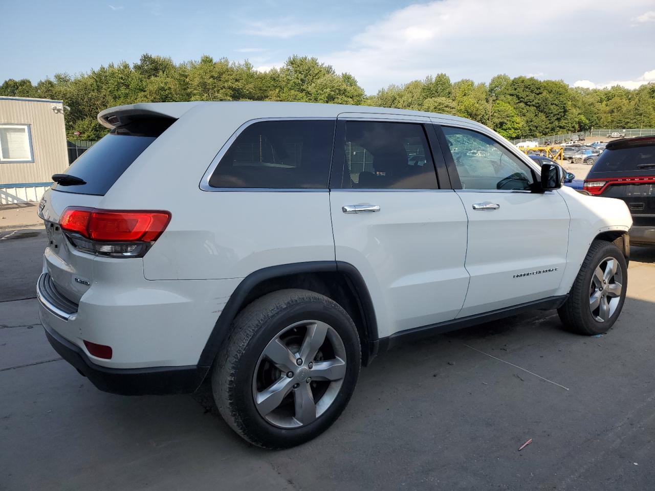 2015 Jeep Grand Cherokee - Image 3