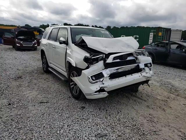 2018 Toyota 4Runner Sr5/Sr5 Premium VIN: JTEBU5JR3J5494460 Lot: 61530284