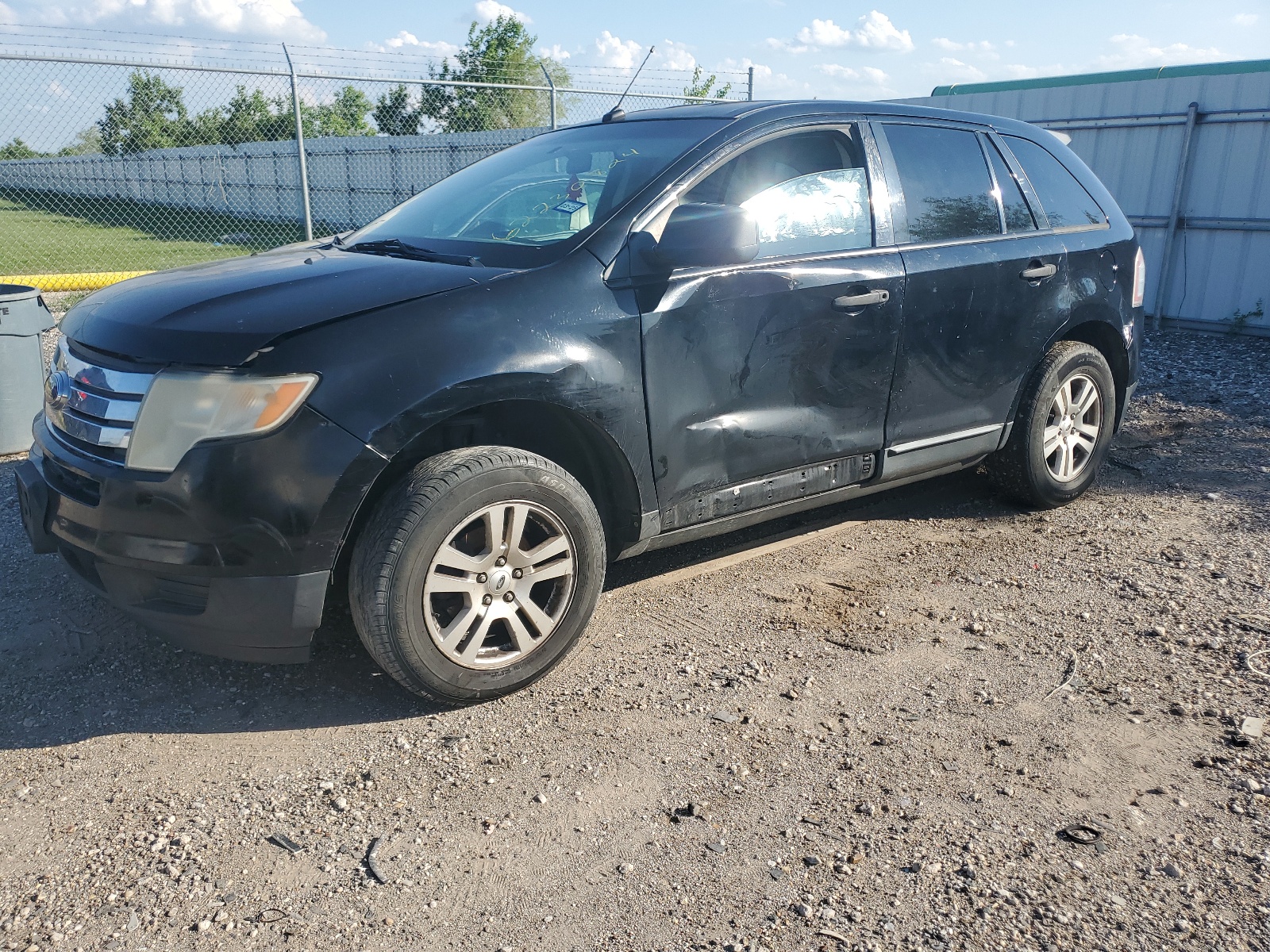 2FMDK36C57BB53217 2007 Ford Edge Se