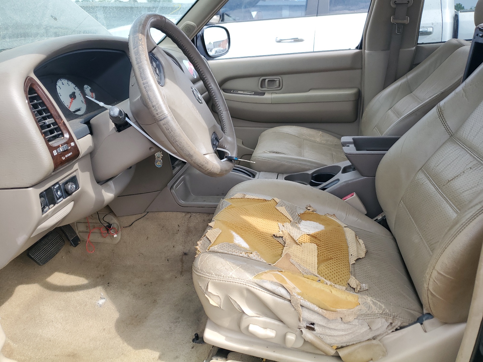 JN8DR09X62W664766 2002 Nissan Pathfinder Le