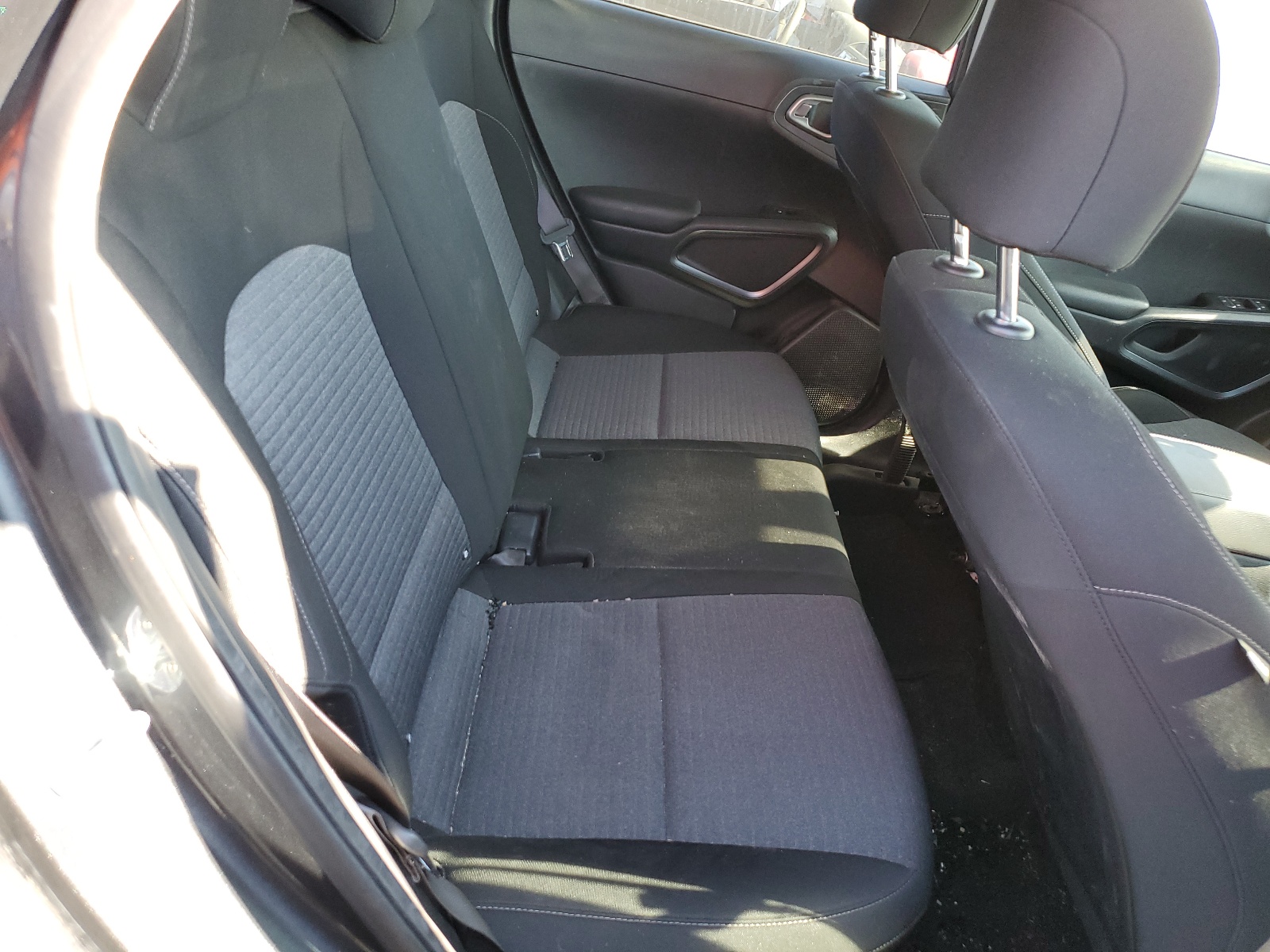 KNDJ23AU7L7017763 2020 Kia Soul Lx