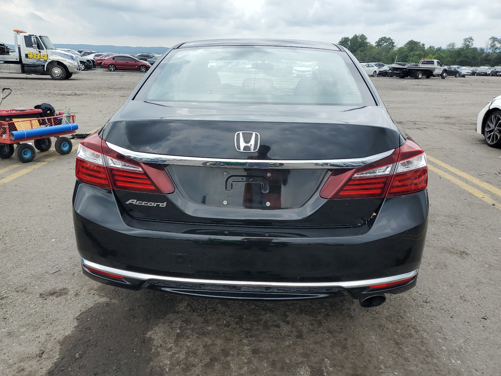 2017 Honda Accord Lx vin: 1HGCR2F31HA150786