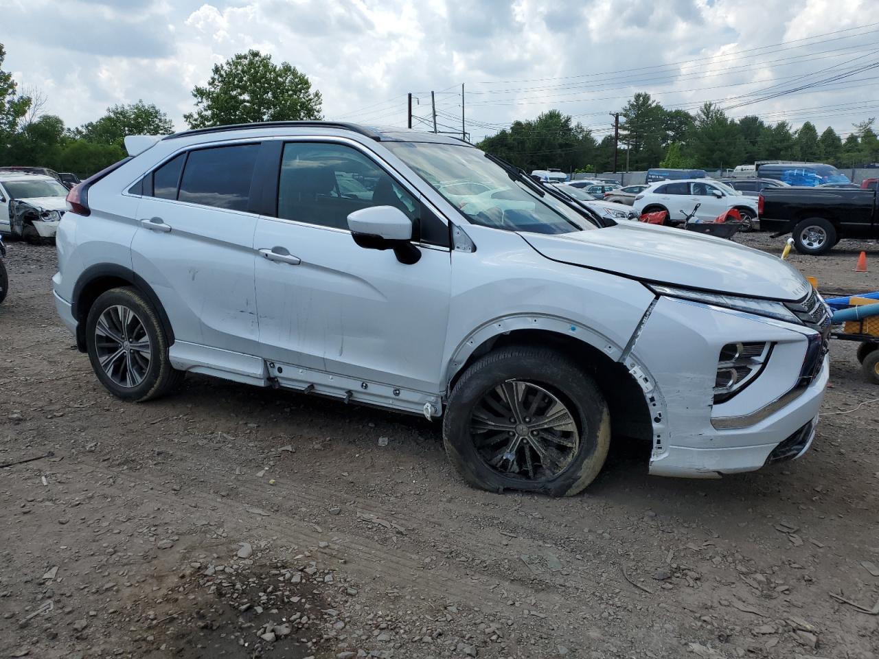 JA4ATWAA6NZ071965 2022 Mitsubishi Eclipse Cross Se