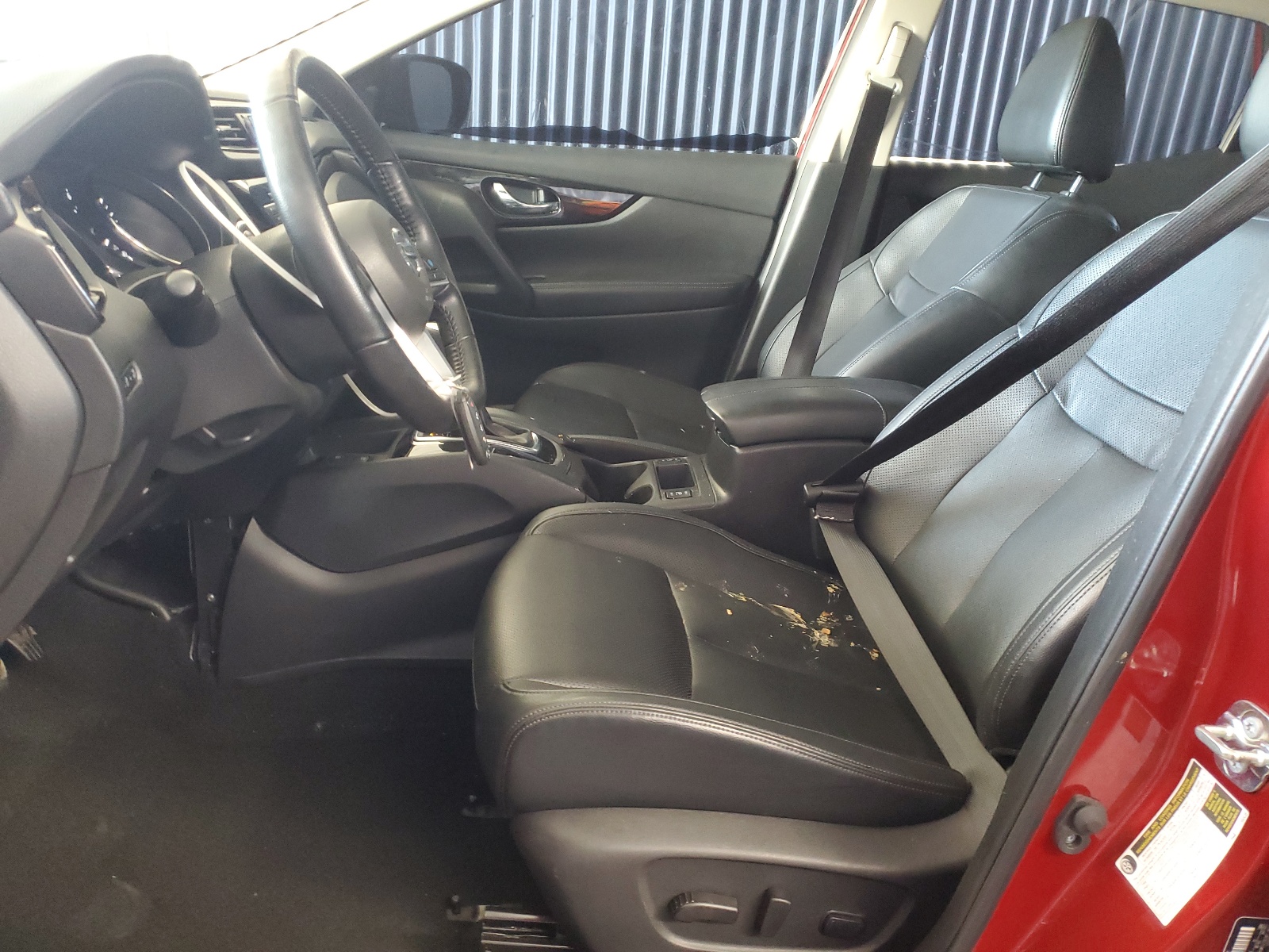 JN1BJ1CW5NW485691 2022 Nissan Rogue Sport Sl