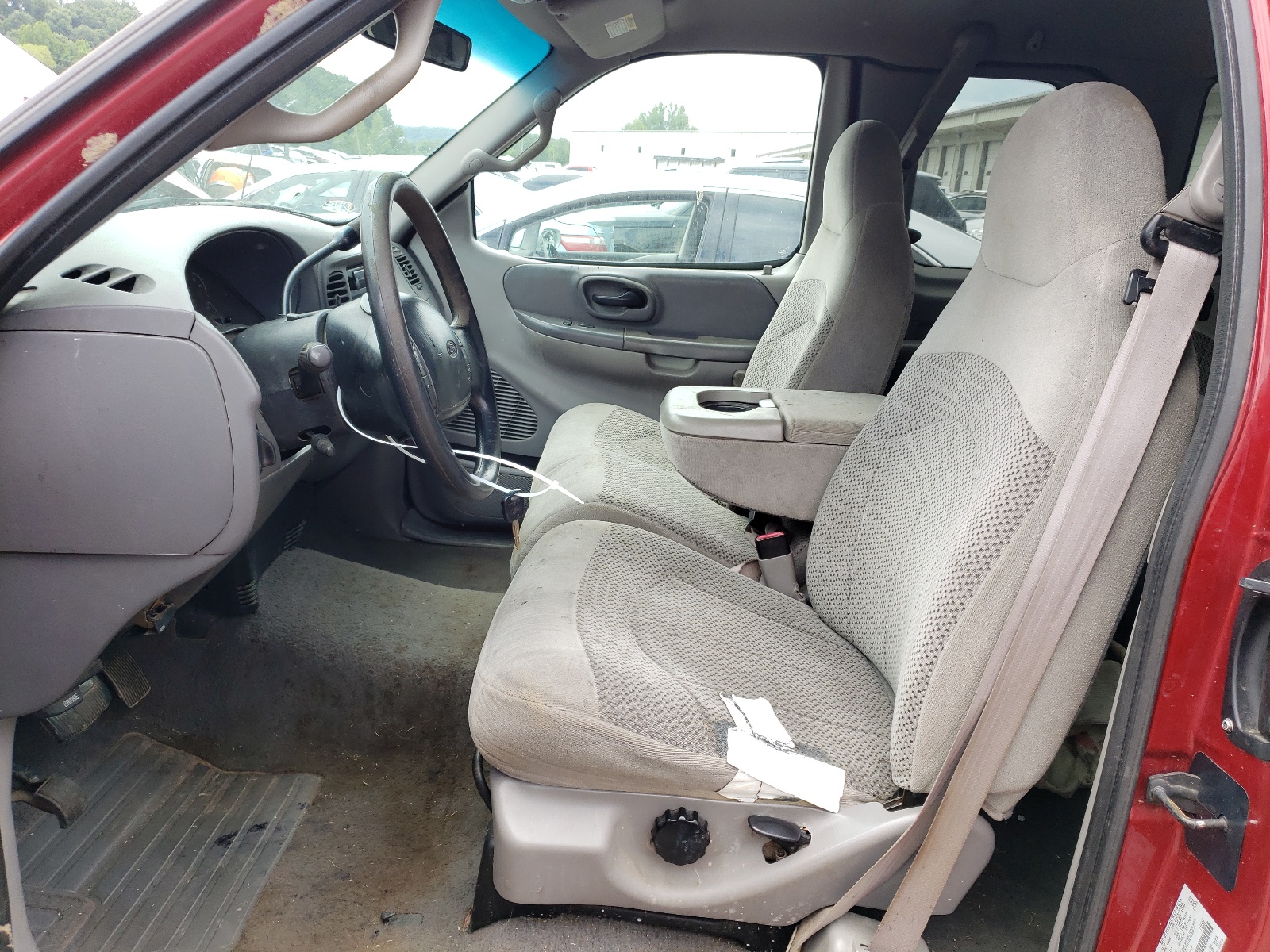 1FTRX18L0YNB55847 2000 Ford F150