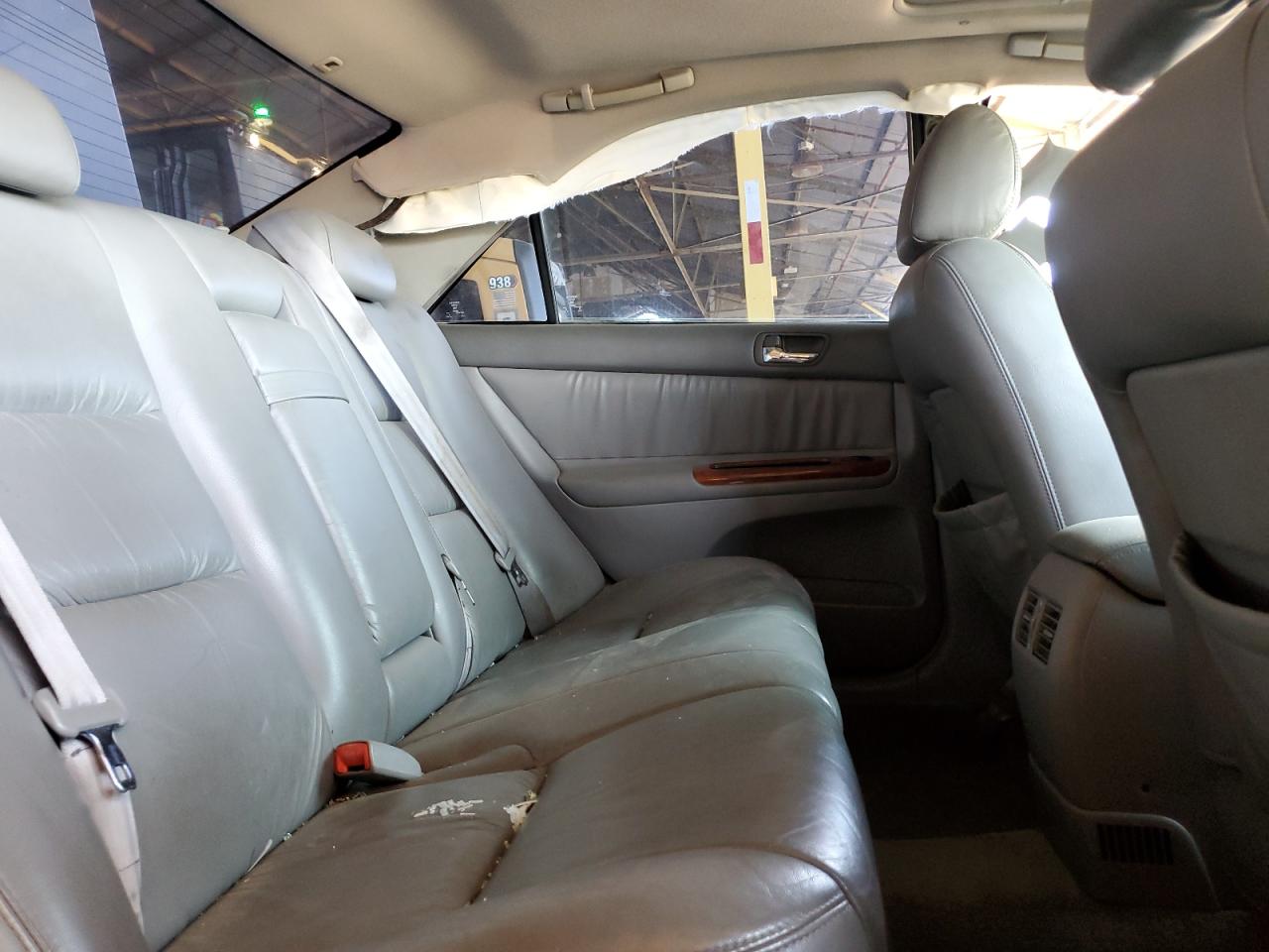 2004 Toyota Camry Le VIN: 4T1BF30K44U580731 Lot: 61876664