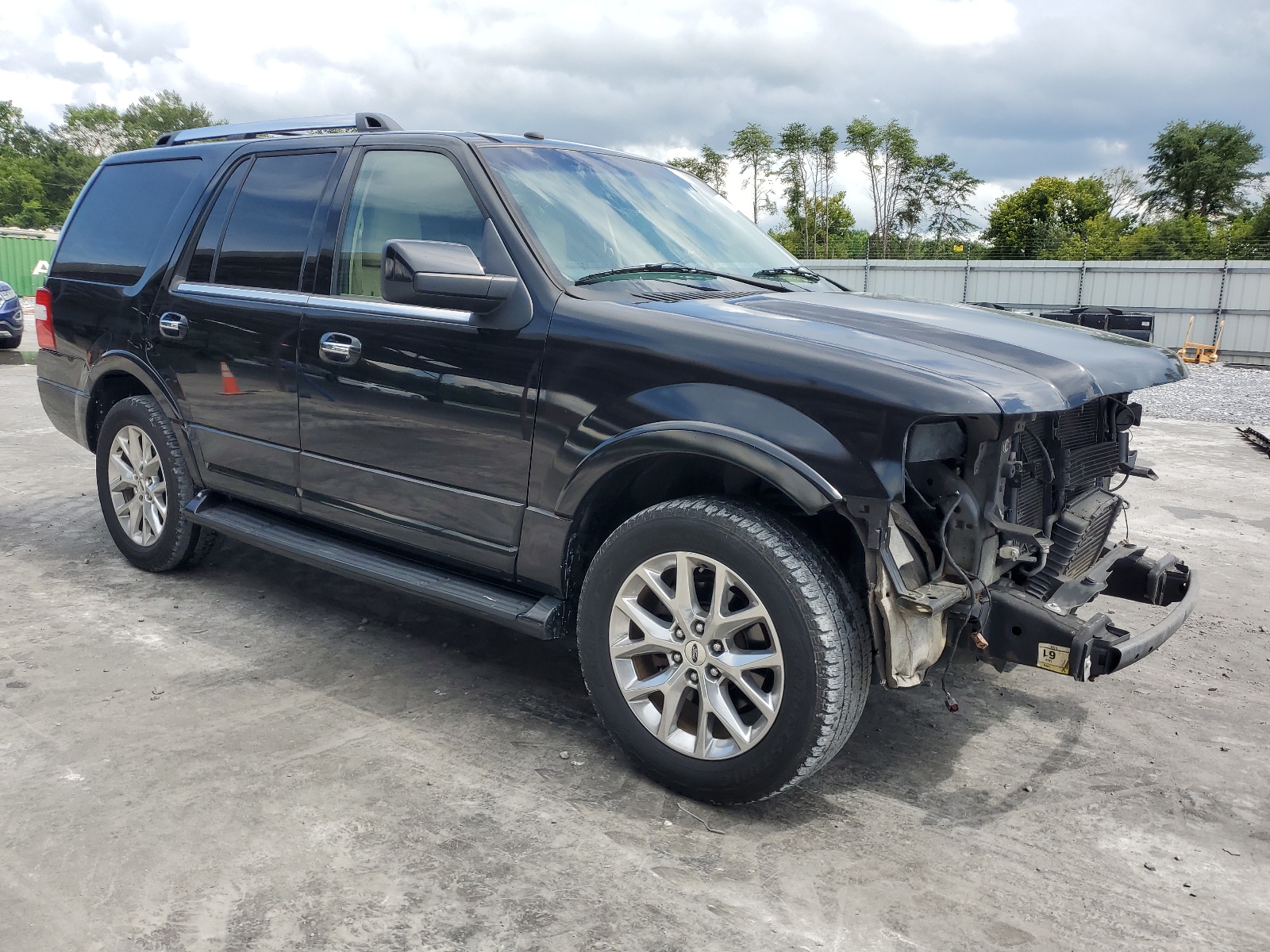 2017 Ford Expedition Limited vin: 1FMJU1KT0HEA57637