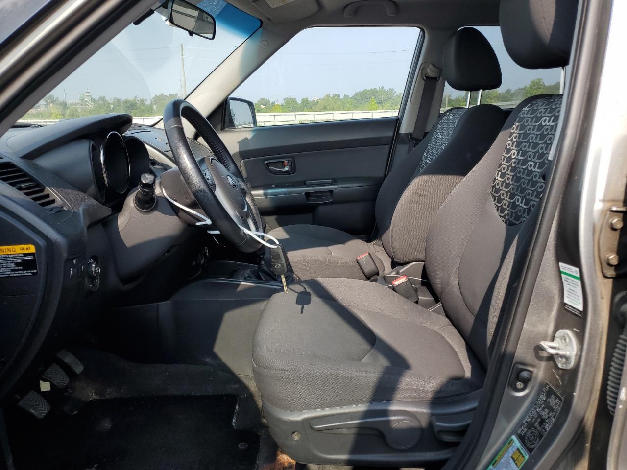 2011 Kia Soul + VIN: KNDJT2A22B7203344 Lot: 65438404