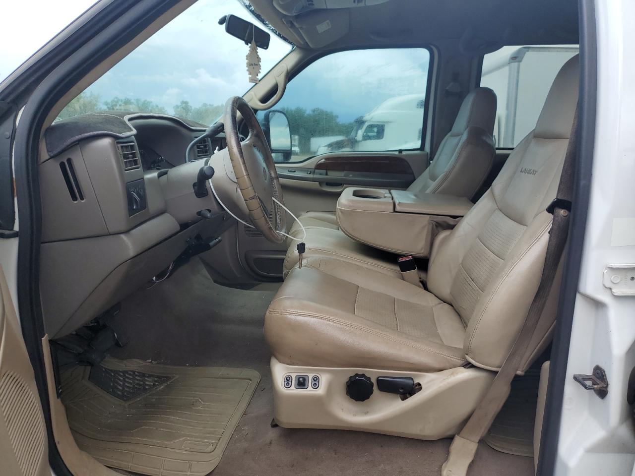 2002 Ford F350 Srw Super Duty VIN: 1FTSW31F62EB82742 Lot: 61963704