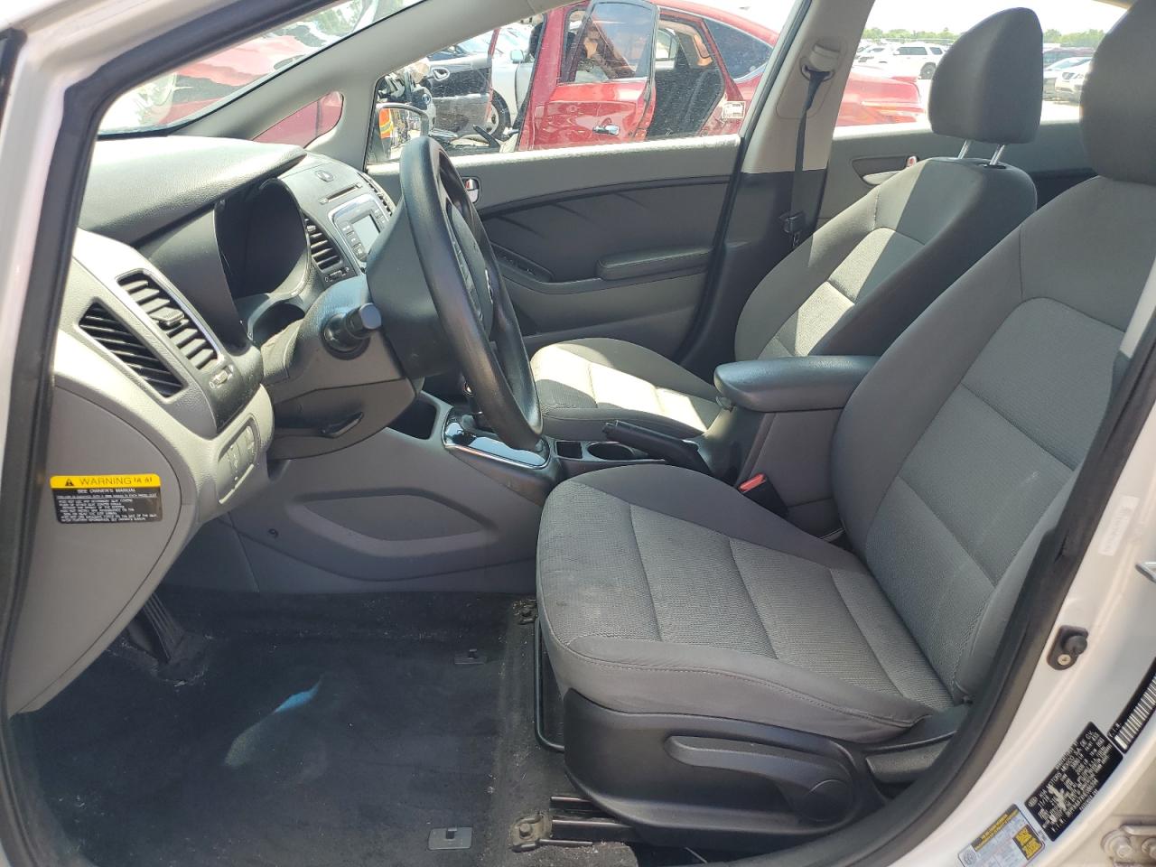 2017 Kia Forte Lx VIN: 3KPFK4A7XHE086394 Lot: 61399074