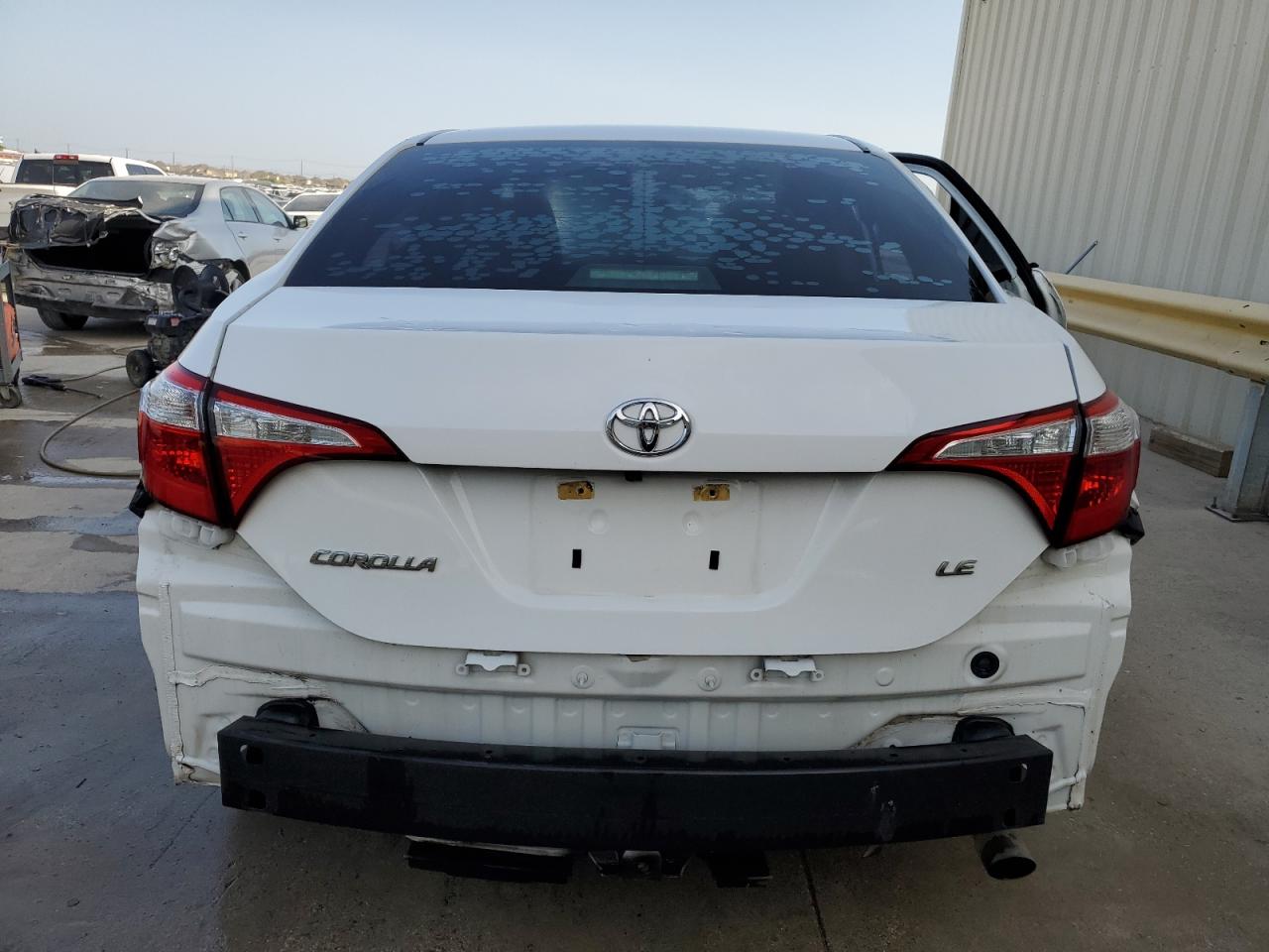 2016 Toyota Corolla L VIN: 5YFBURHE1GP555167 Lot: 63494694