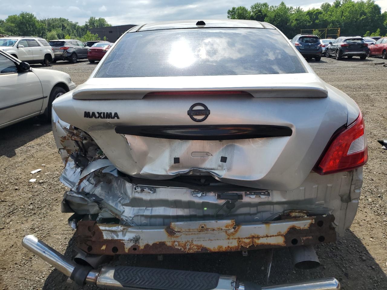 1N4AA5APXAC845034 2010 Nissan Maxima S