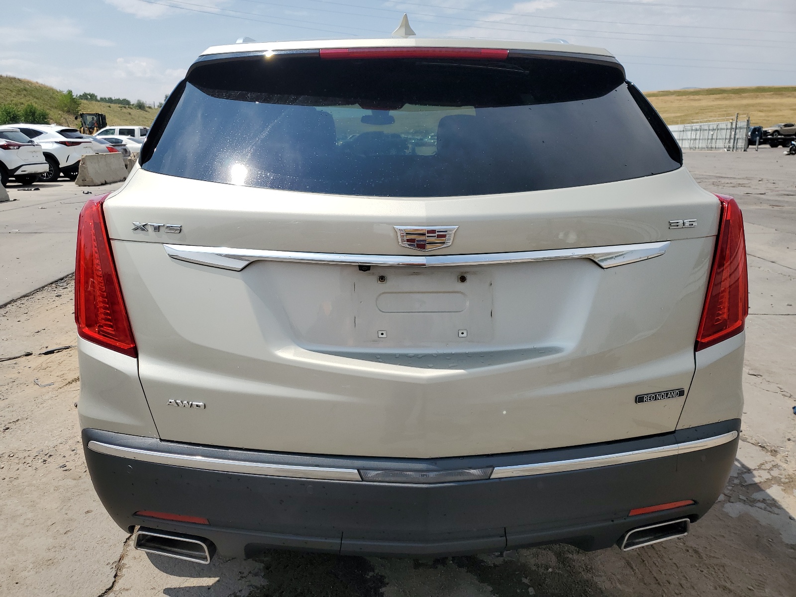 1GYKNDRS9HZ208255 2017 Cadillac Xt5 Luxury