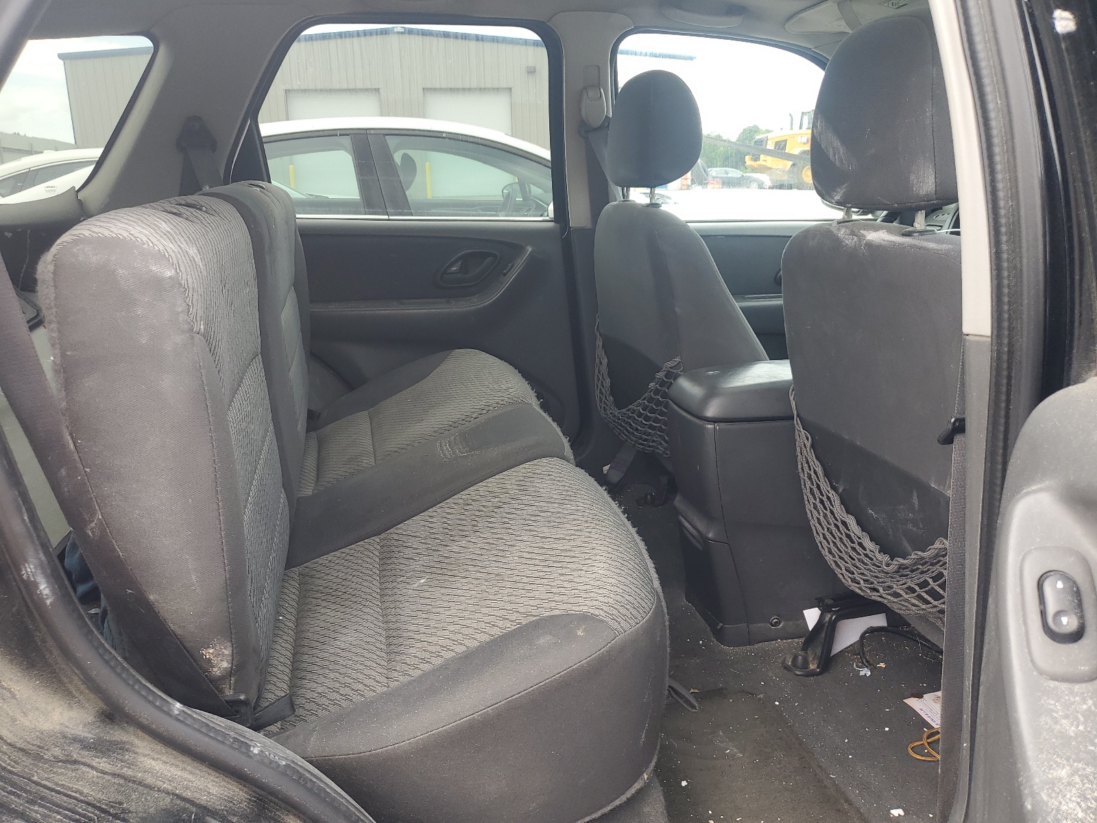 1FMCU93104KB08117 2004 Ford Escape Xlt