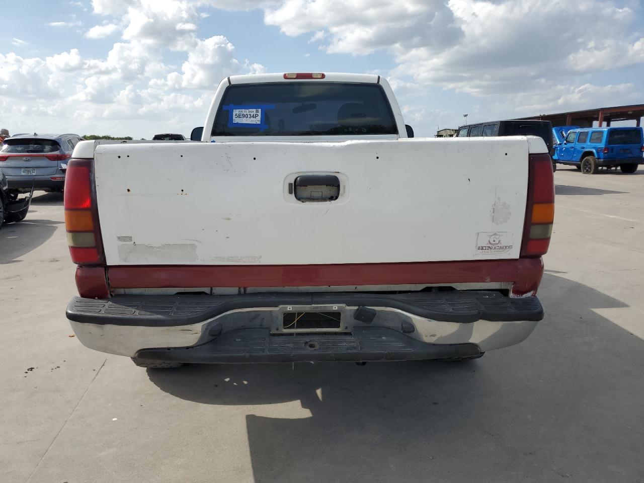 2000 Chevrolet Silverado - Image 6