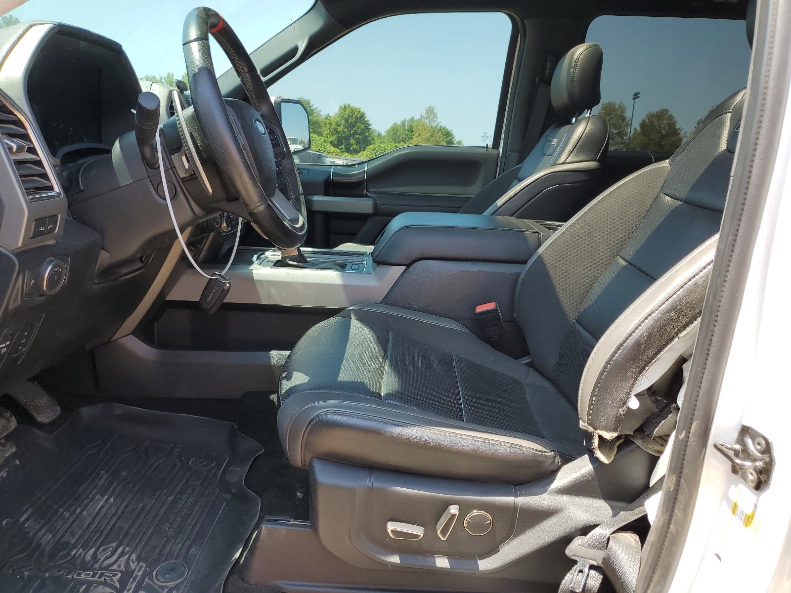 1FTFW1RG2KFC45994 2019 Ford F150 Raptor