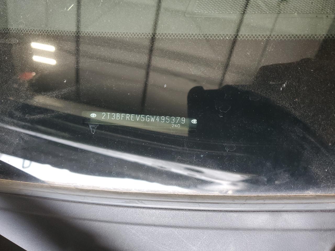 2016 Toyota Rav4 Le VIN: 2T3BFREV5GW495379 Lot: 63611094