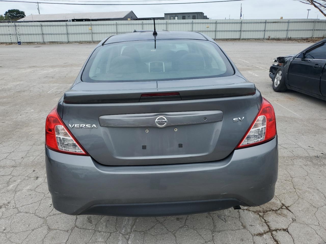 2018 Nissan Versa S VIN: 3N1CN7AP5JL813778 Lot: 64029634