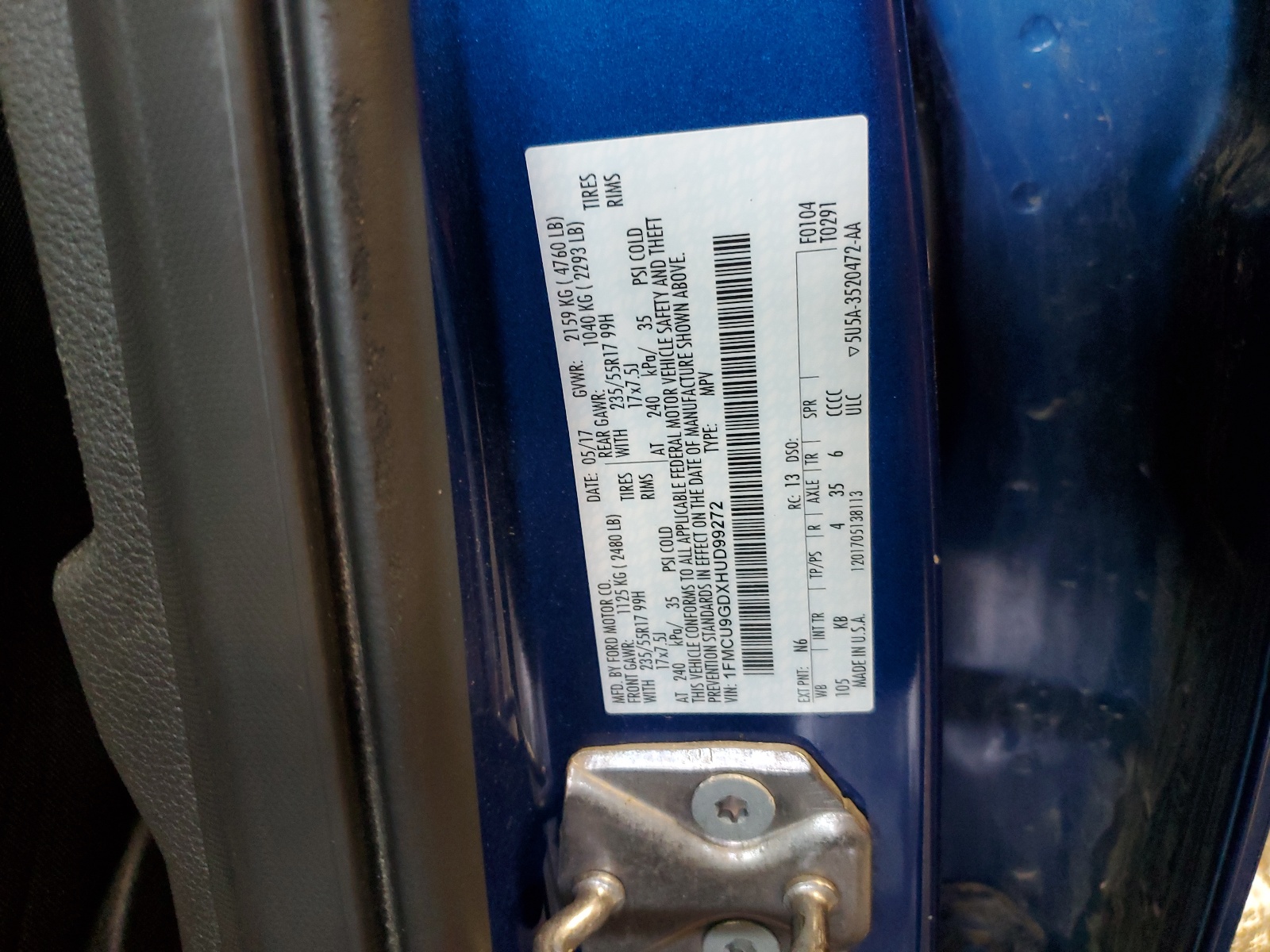 1FMCU9GDXHUD99272 2017 Ford Escape Se