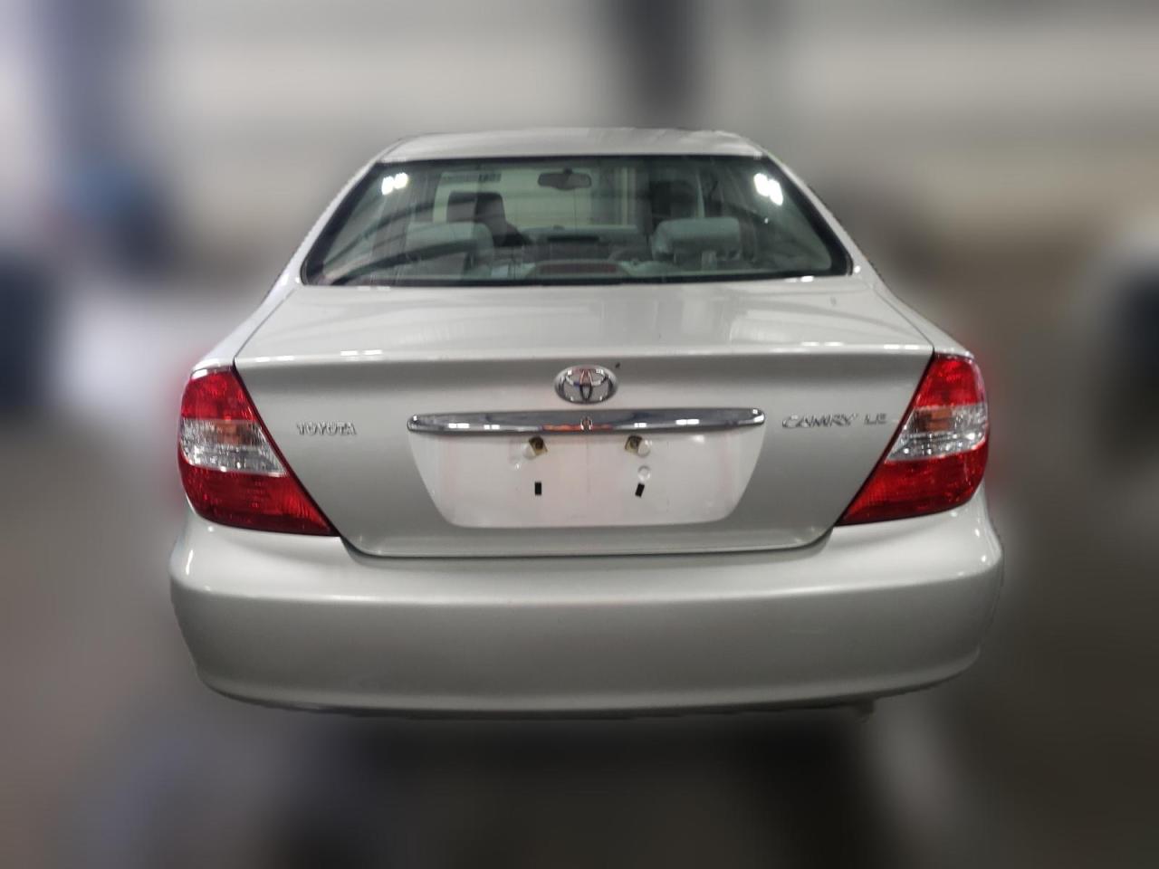 2004 Toyota Camry Le VIN: 4T1BE30K14U795888 Lot: 64189564