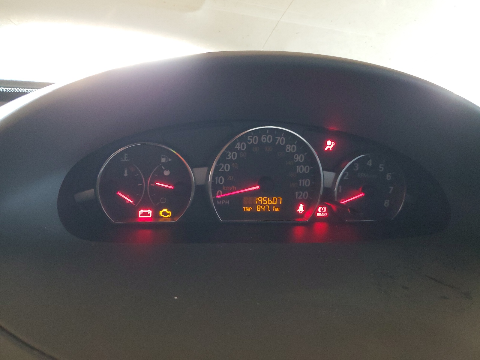 1G8AZ52F75Z140004 2005 Saturn Ion Level 2