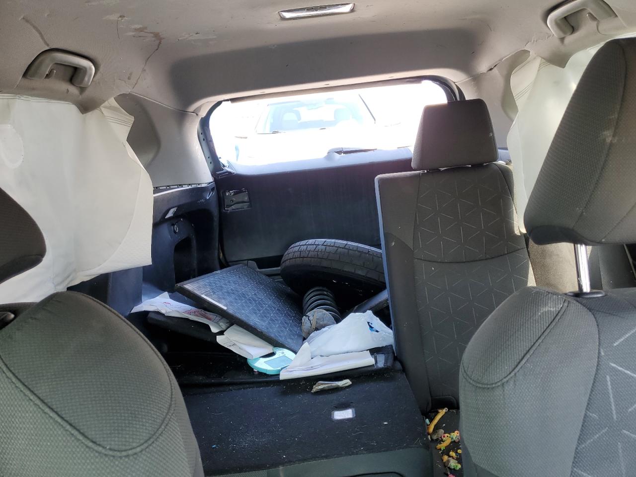 2020 Toyota Rav4 Xle VIN: 2T3P1RFV8LC088669 Lot: 61868614