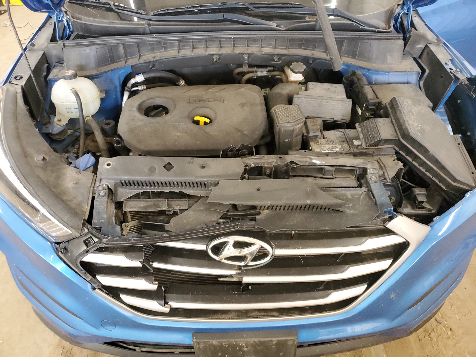 KM8J3CA42HU417957 2017 Hyundai Tucson Limited