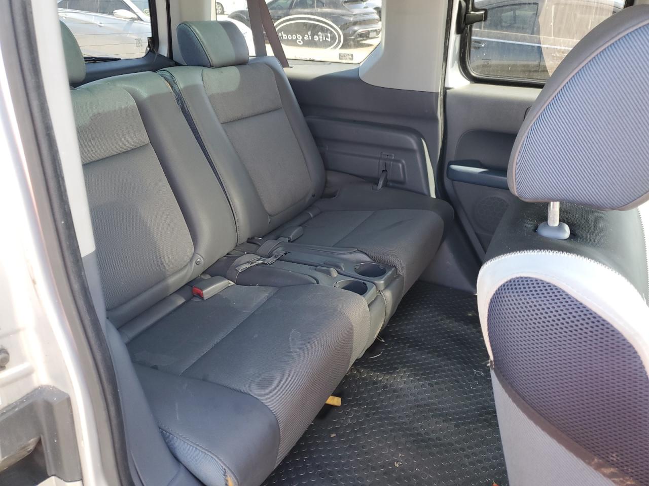 2006 Honda Element - Image 10