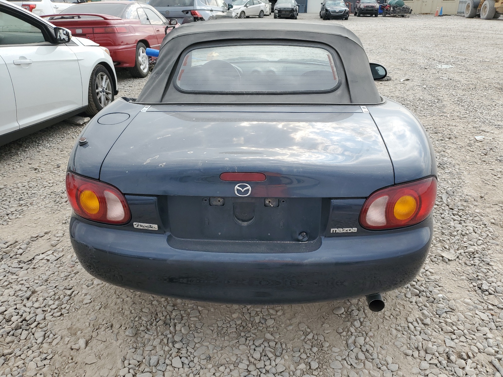 JM1NB353XY0145501 2000 Mazda Mx-5 Miata Base