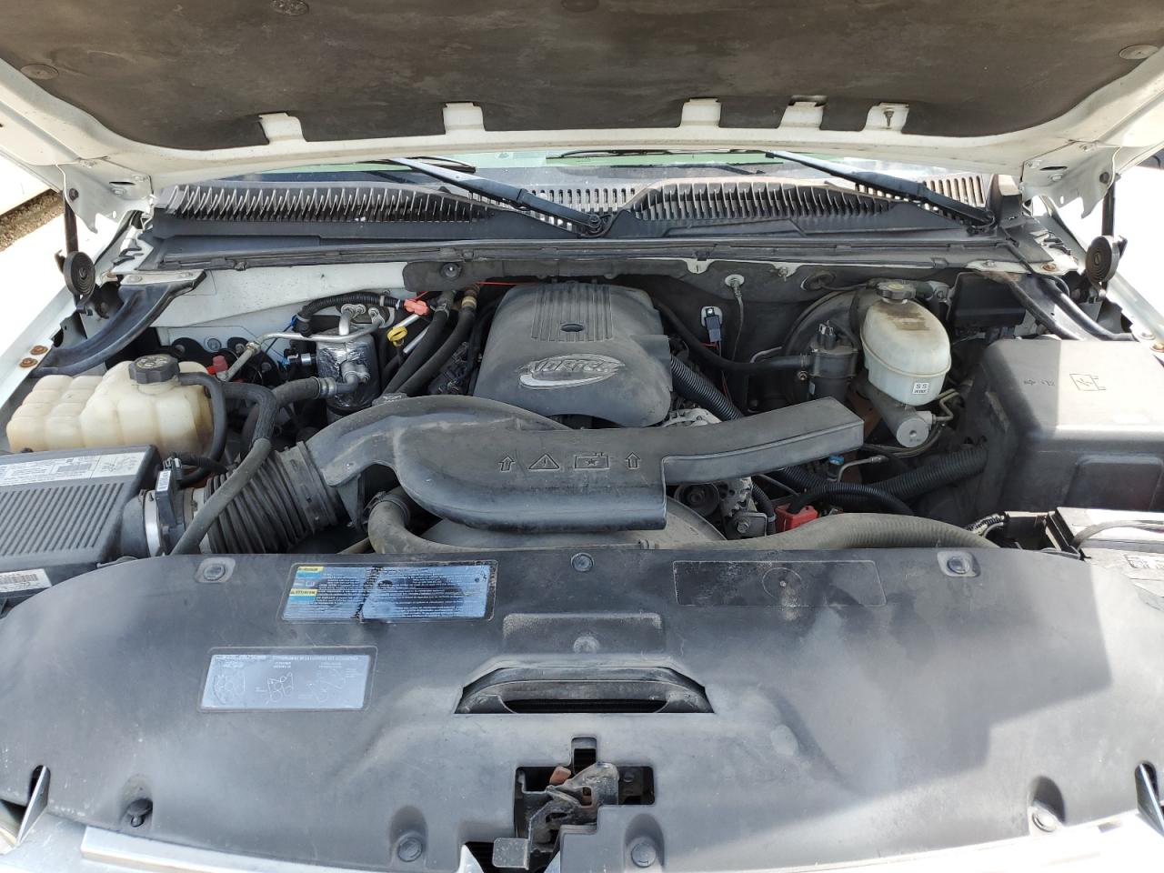 2003 Chevrolet Tahoe K1500 VIN: 1GNEK13ZX3J224818 Lot: 64354534