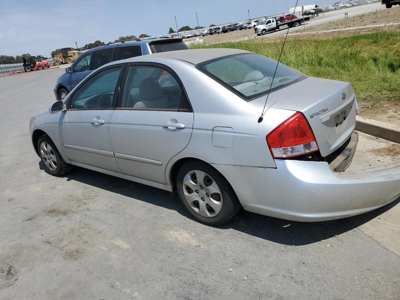 2009 Kia Spectra Ex VIN: KNAFE221795633542 Lot: 64447534