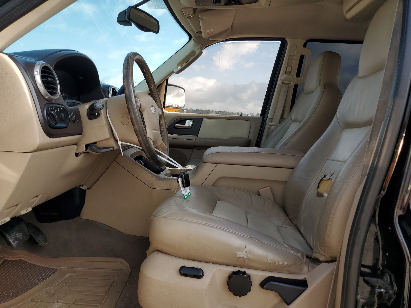 1FMPU17L54LA05347 2004 Ford Expedition Eddie Bauer