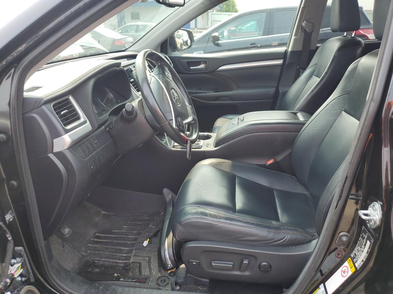 2015 Toyota Highlander Xle VIN: 5TDJKRFH5FS140258 Lot: 63903334