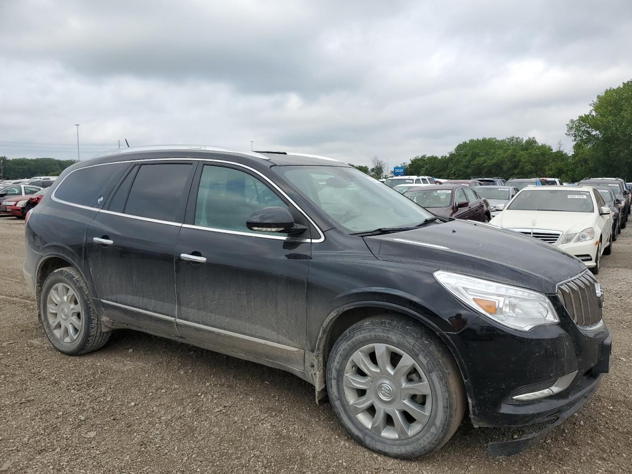 VIN 5GAKRCKD0GJ154066 2016 BUICK ENCLAVE no.4