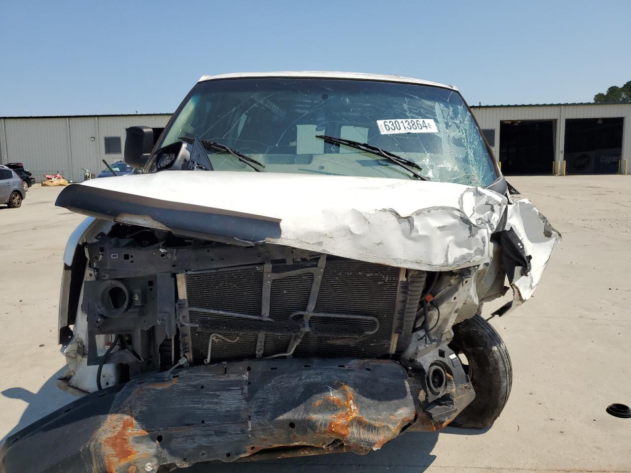 2017 Chevrolet Express G2500 VIN: 1GCWGBFFXH1171874 Lot: 63013864